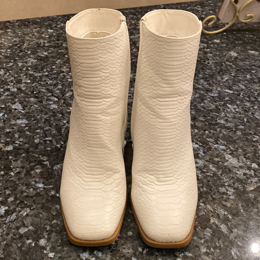 White booties!